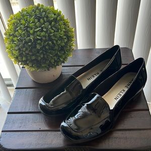 Anne Klein Black loafers